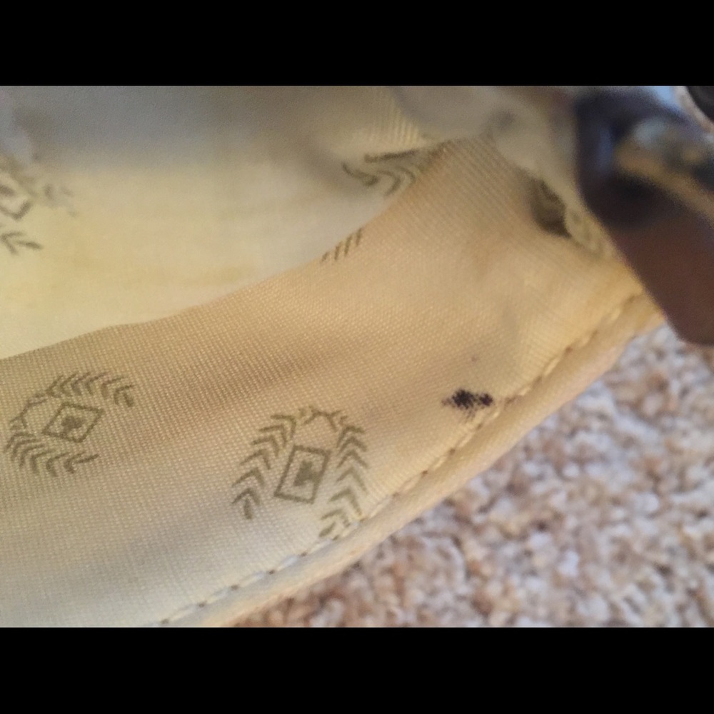 👜 Chaps Purse 👜 - Picture 4 of 5
